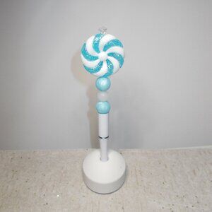 Blue and White Swirl Pen
